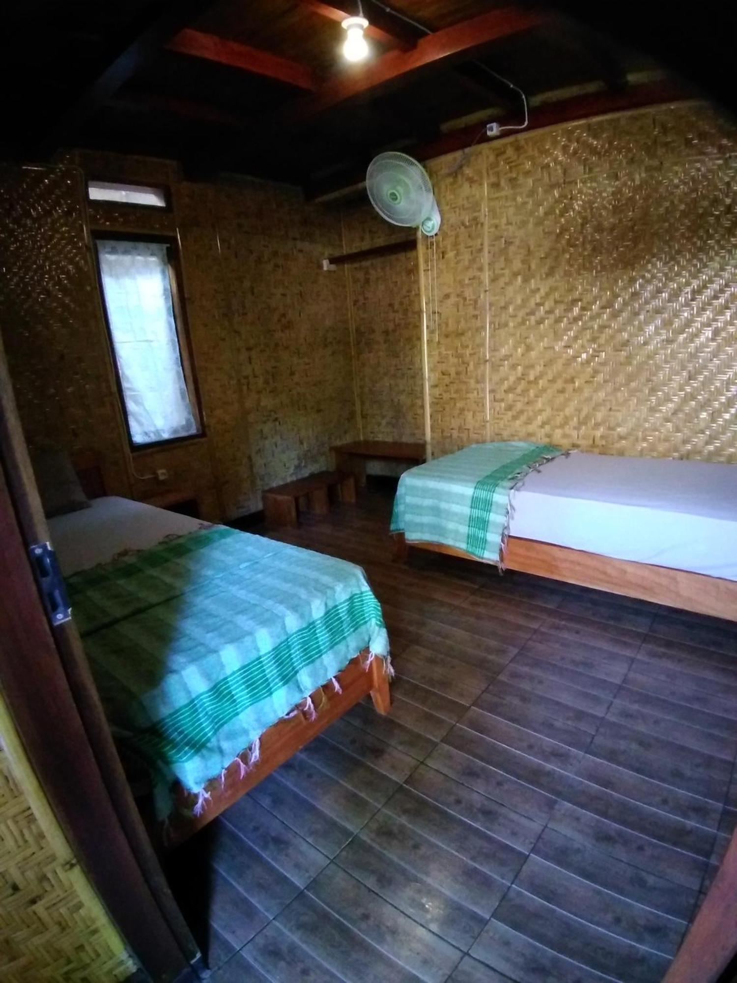 Lima Bintang Hotel Gili Trawangan Buitenkant foto