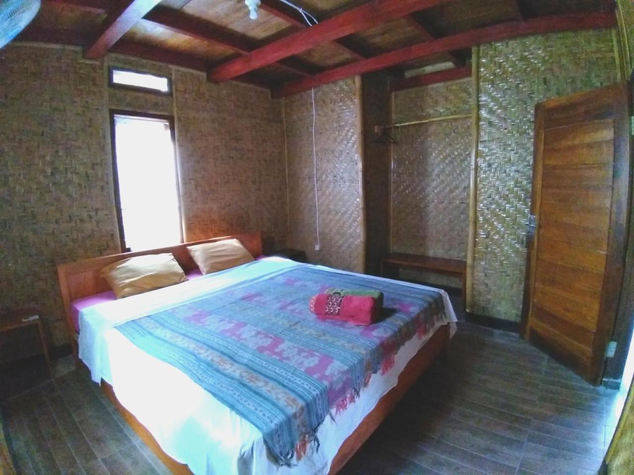Lima Bintang Hotel Gili Trawangan Buitenkant foto